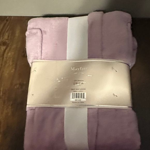 Mayfair Velvet Flannel Robe - Lavender - Picture 4 of 5
